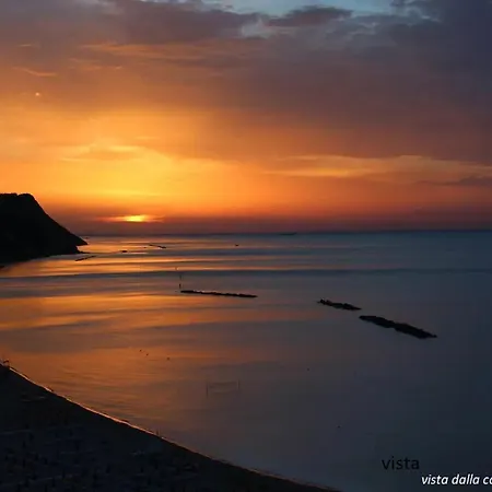 Tramonto In Baia Apartmán *